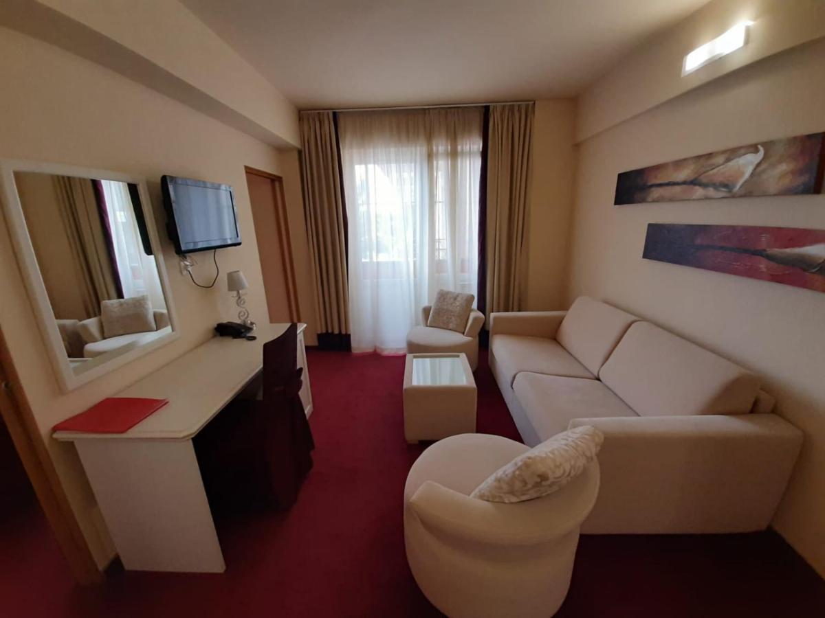 Hotel Garic Garesnica ภายนอก รูปภาพ
