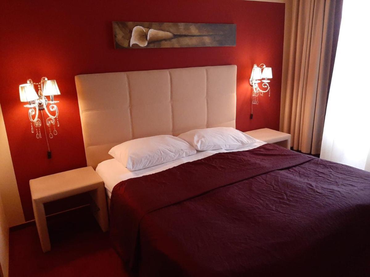 Hotel Garic Garesnica ภายนอก รูปภาพ