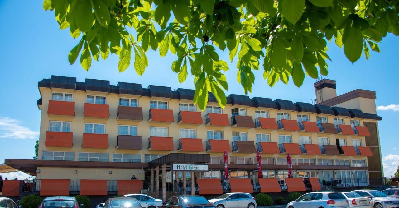 Hotel Garic Garesnica ภายนอก รูปภาพ