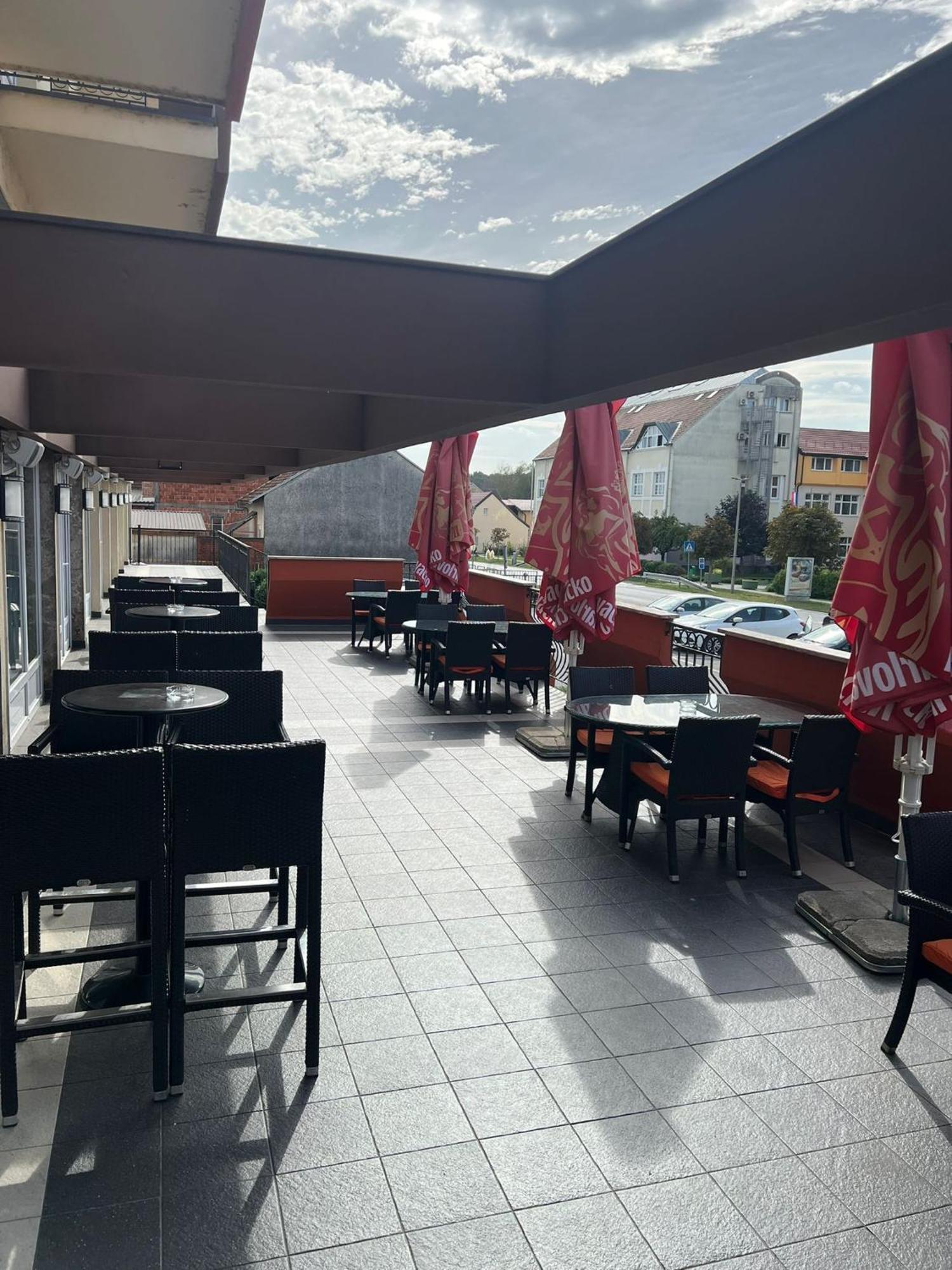 Hotel Garic Garesnica ภายนอก รูปภาพ