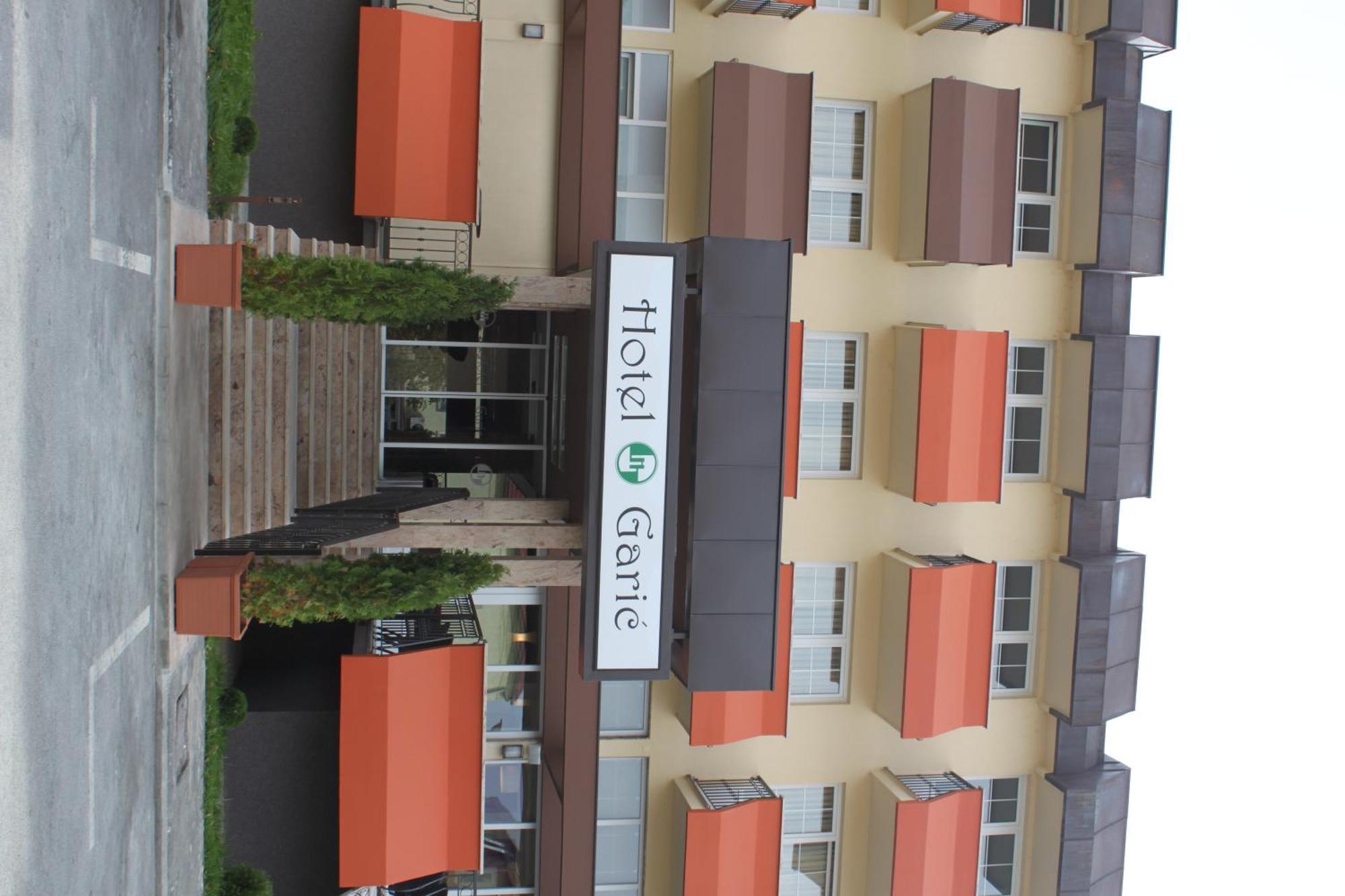 Hotel Garic Garesnica ภายนอก รูปภาพ
