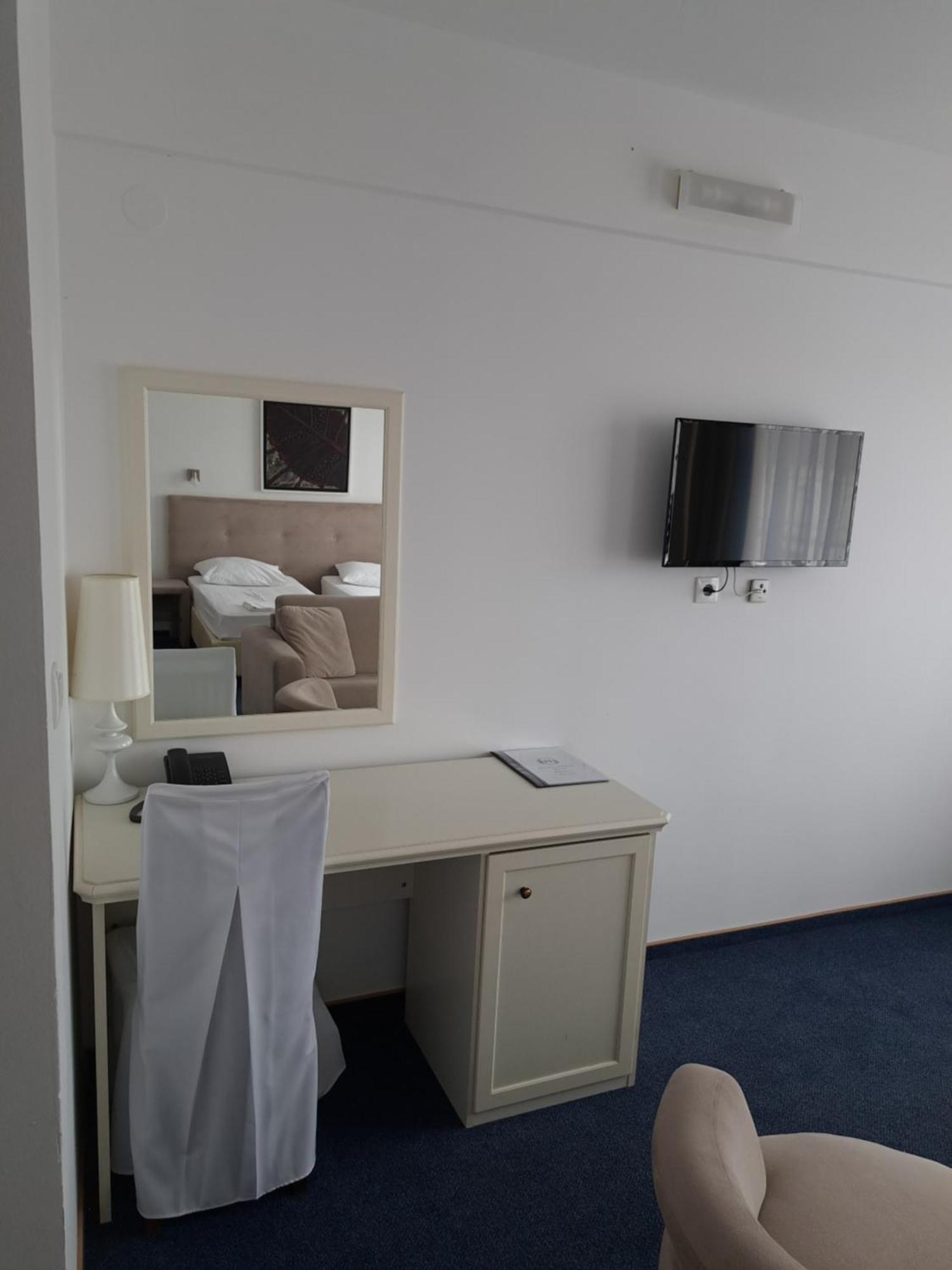 Hotel Garic Garesnica ภายนอก รูปภาพ
