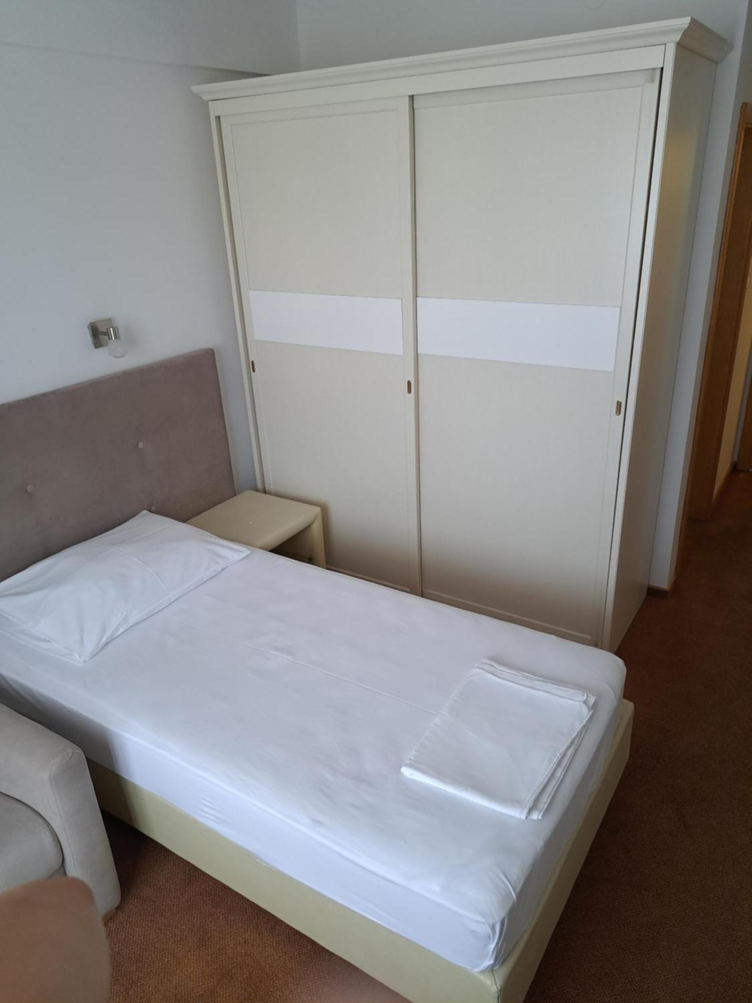 Hotel Garic Garesnica ภายนอก รูปภาพ